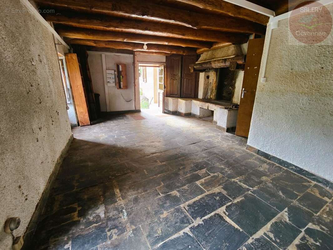 Maison à LE POMPIDOU