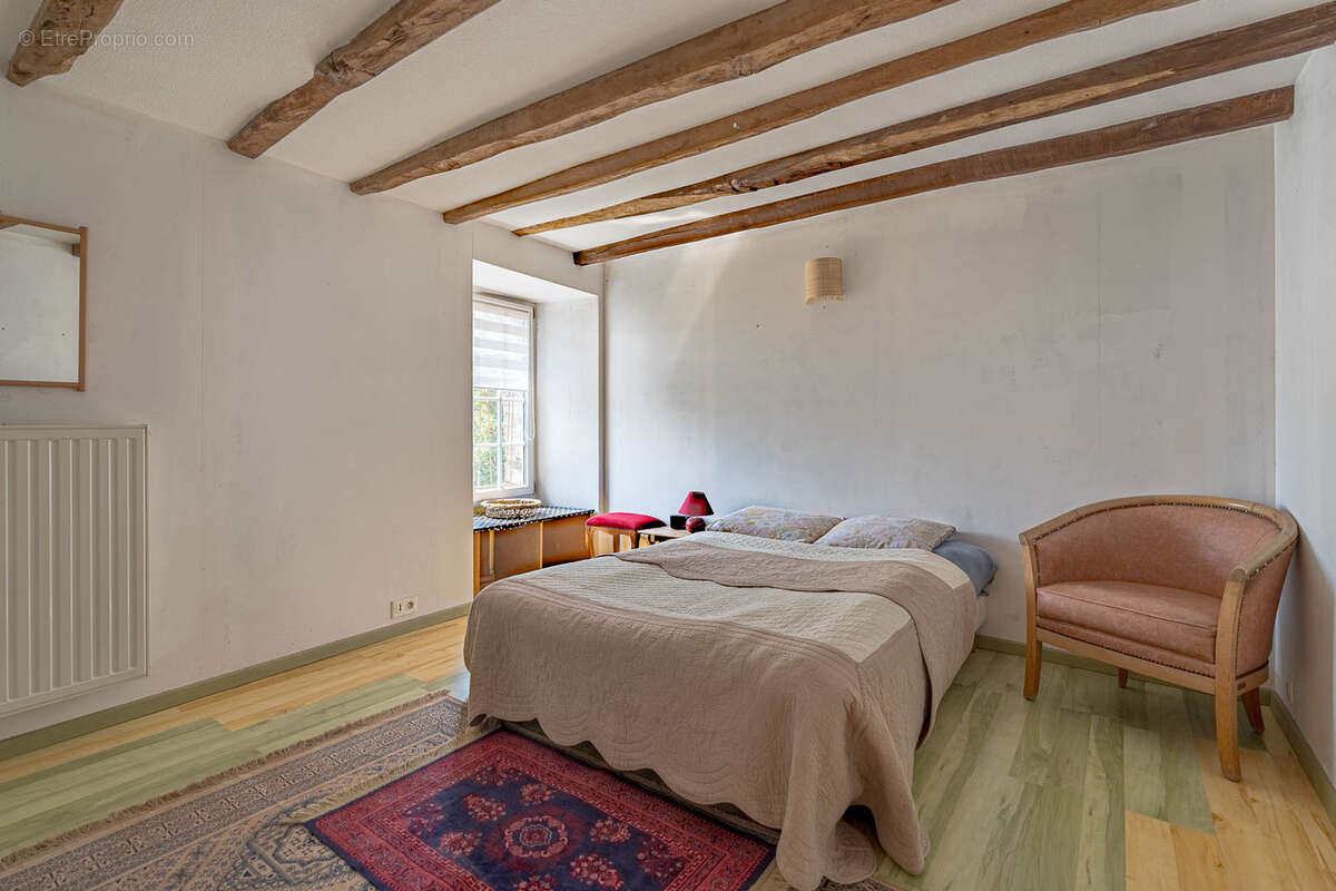 Maison à CONQUEREUIL