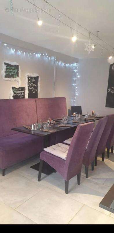 Commerce à PUIMOISSON