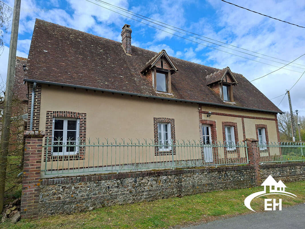 Maison à L'AIGLE