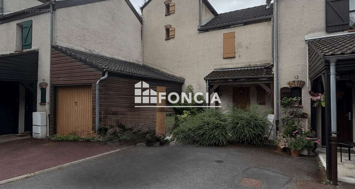 Maison à PONTOISE