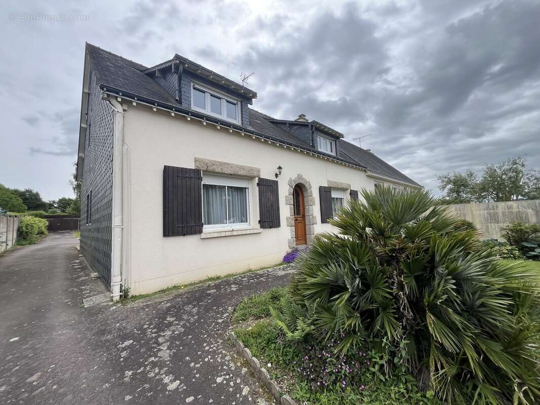Maison à PLOERMEL