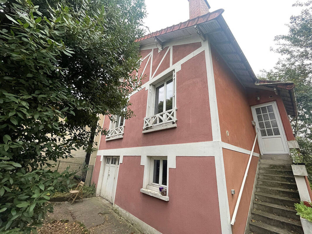 Maison à CHAMPIGNY-SUR-MARNE