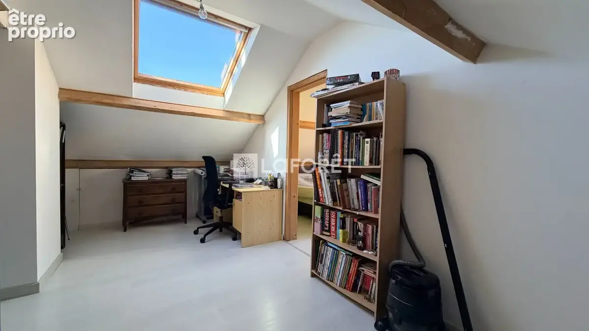 Maison sur sous sol total - Verrières - 7 pièces 124 m2 - photo 13