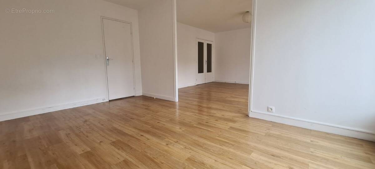 Appartement à CLICHY