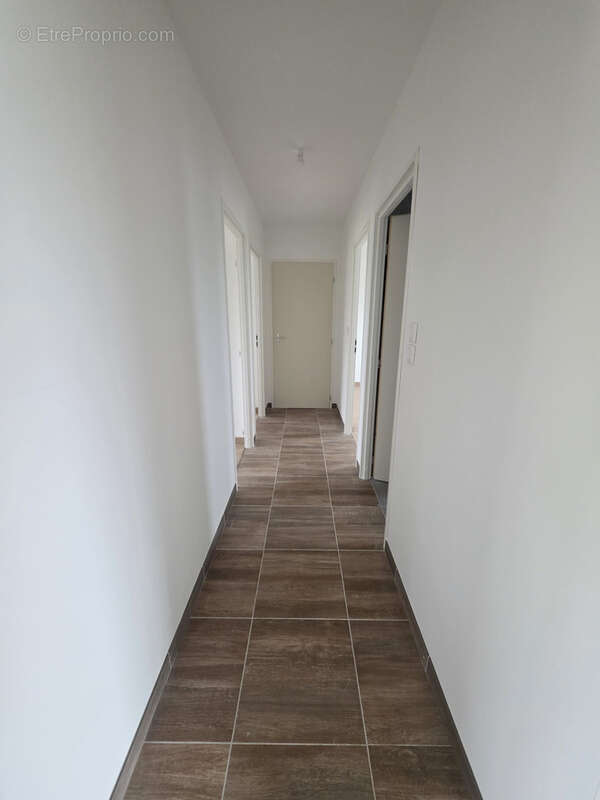 Maison à CHENEVIERES