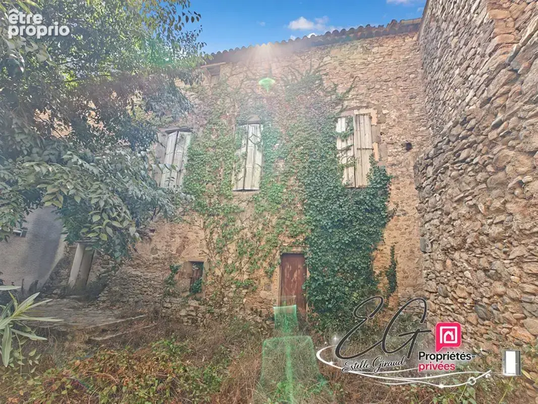 Maison en pierre à rénover :  jardin, garage, grenier aménageable - photo 17