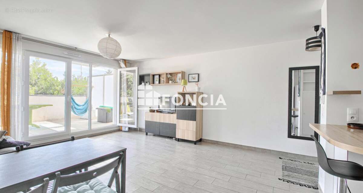 Appartement à IVRY-SUR-SEINE