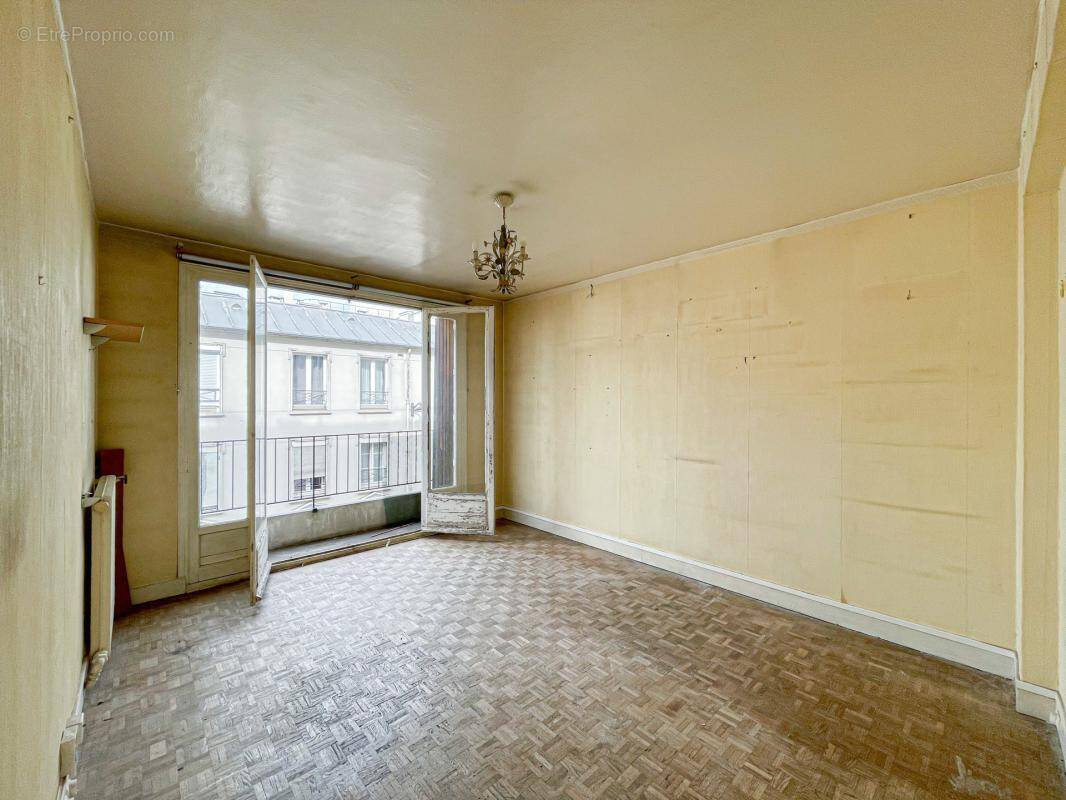 Appartement à PARIS-11E