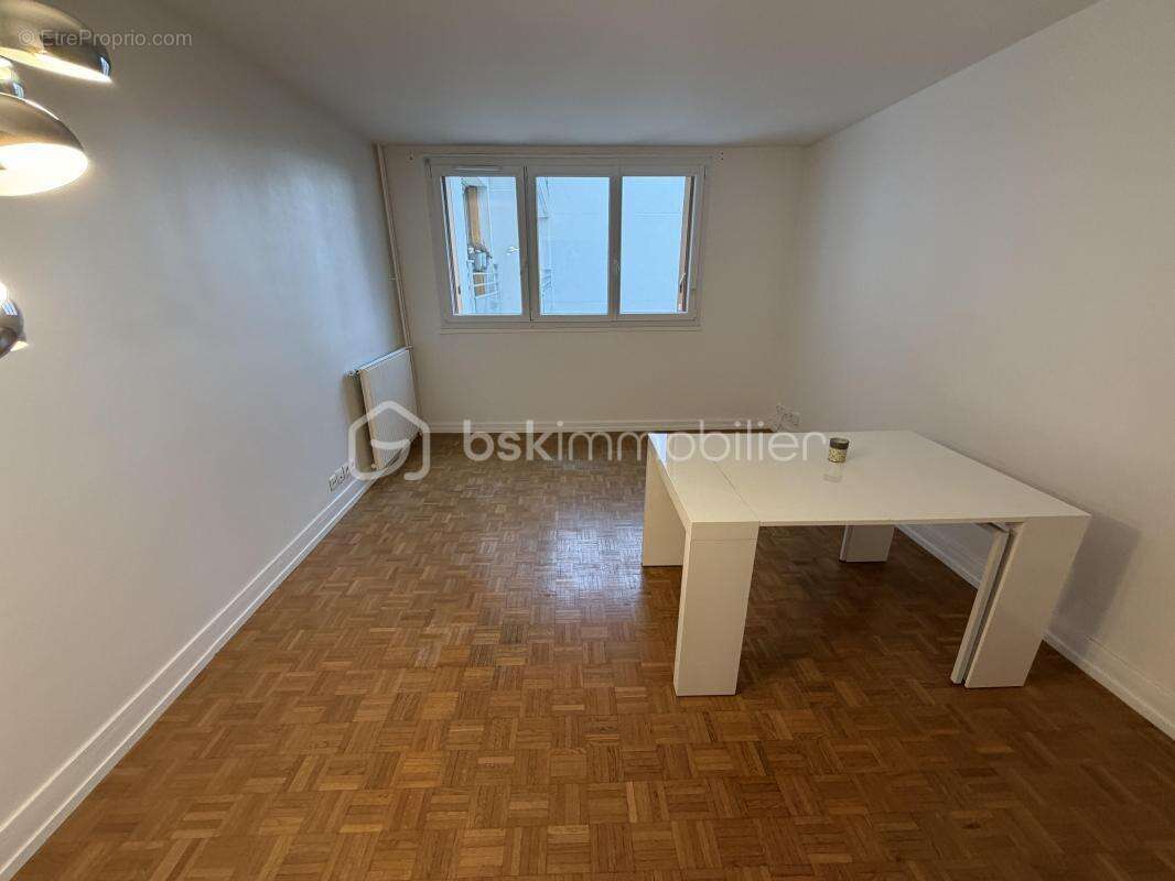 Appartement  lumineux – 4 pièces - photo 2