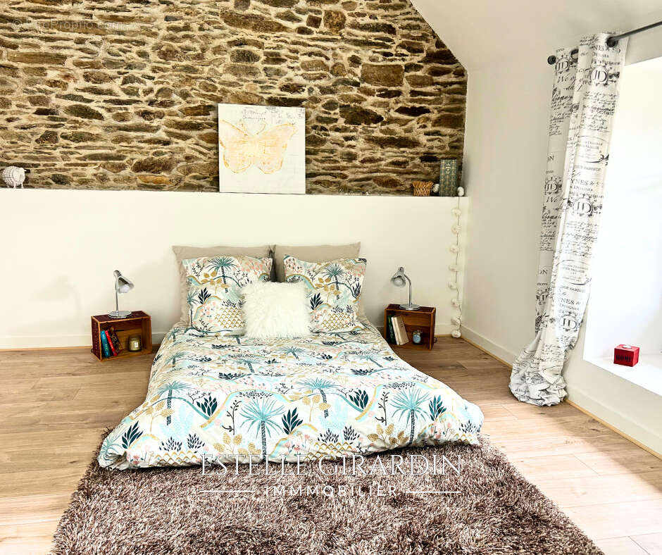 Maison à LA CHAPELLE-SUR-ERDRE