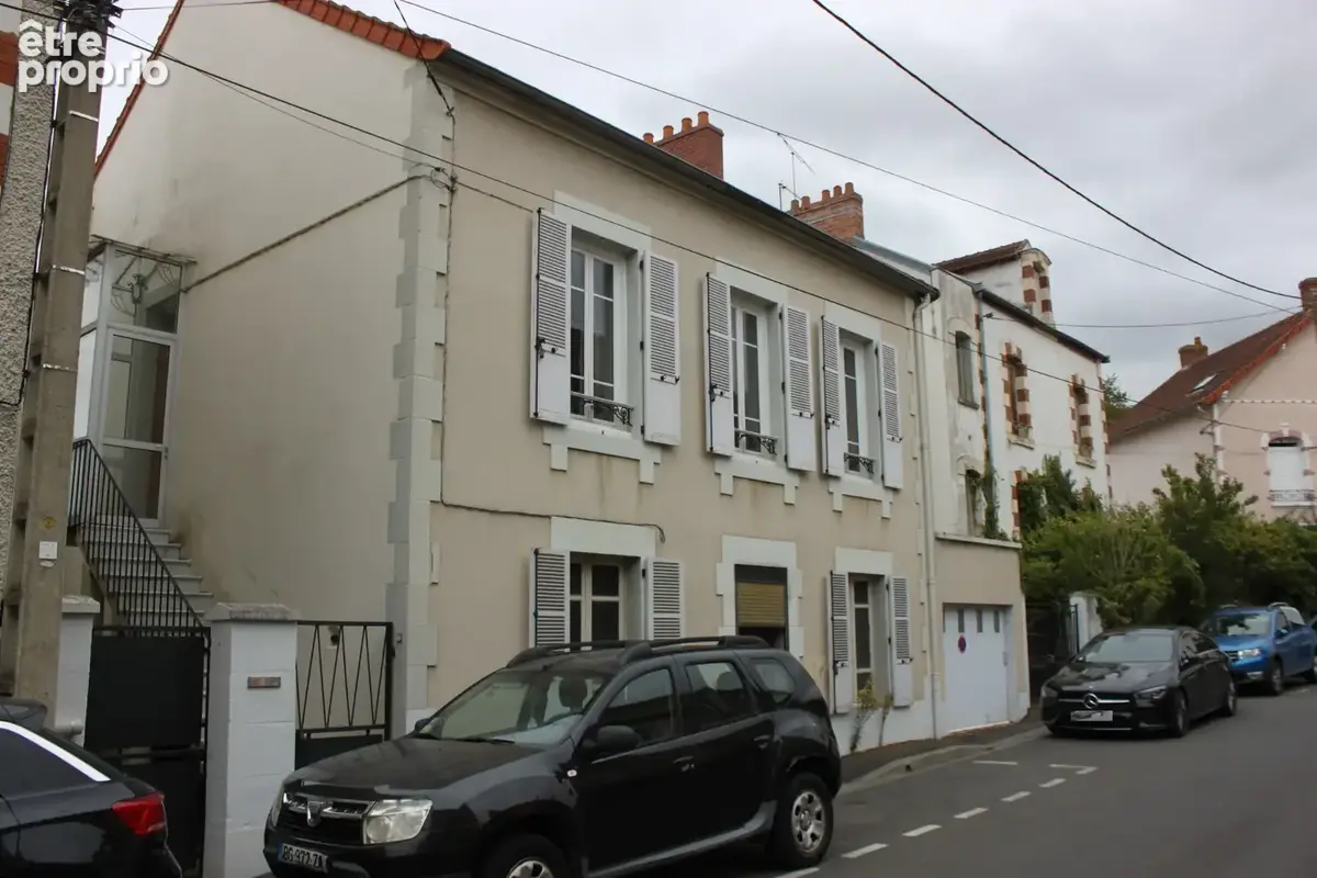 Maison à vendre 7 pièces MONTLUCON (03) - photo 3