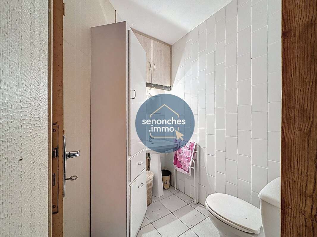 Maison à SAINT-VICTOR-DE-BUTHON