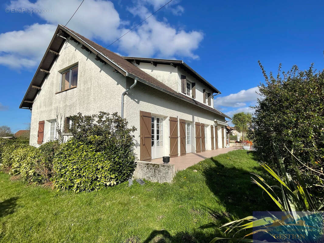 Maison à SOUMOULOU