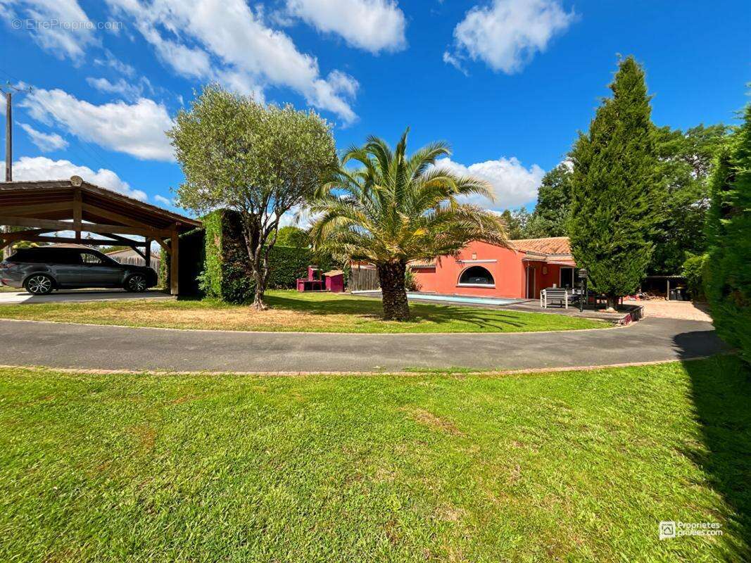 Maison à CARIGNAN-DE-BORDEAUX