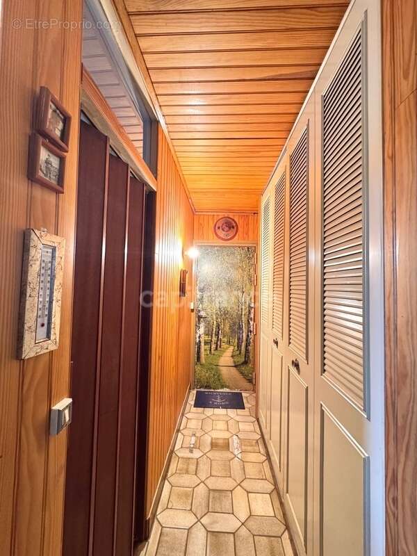 Appartement à vendre, 5 pièces, de 86 m² pour une famille qui aime l'espace ou pour un bel investissement locatif - photo 9
