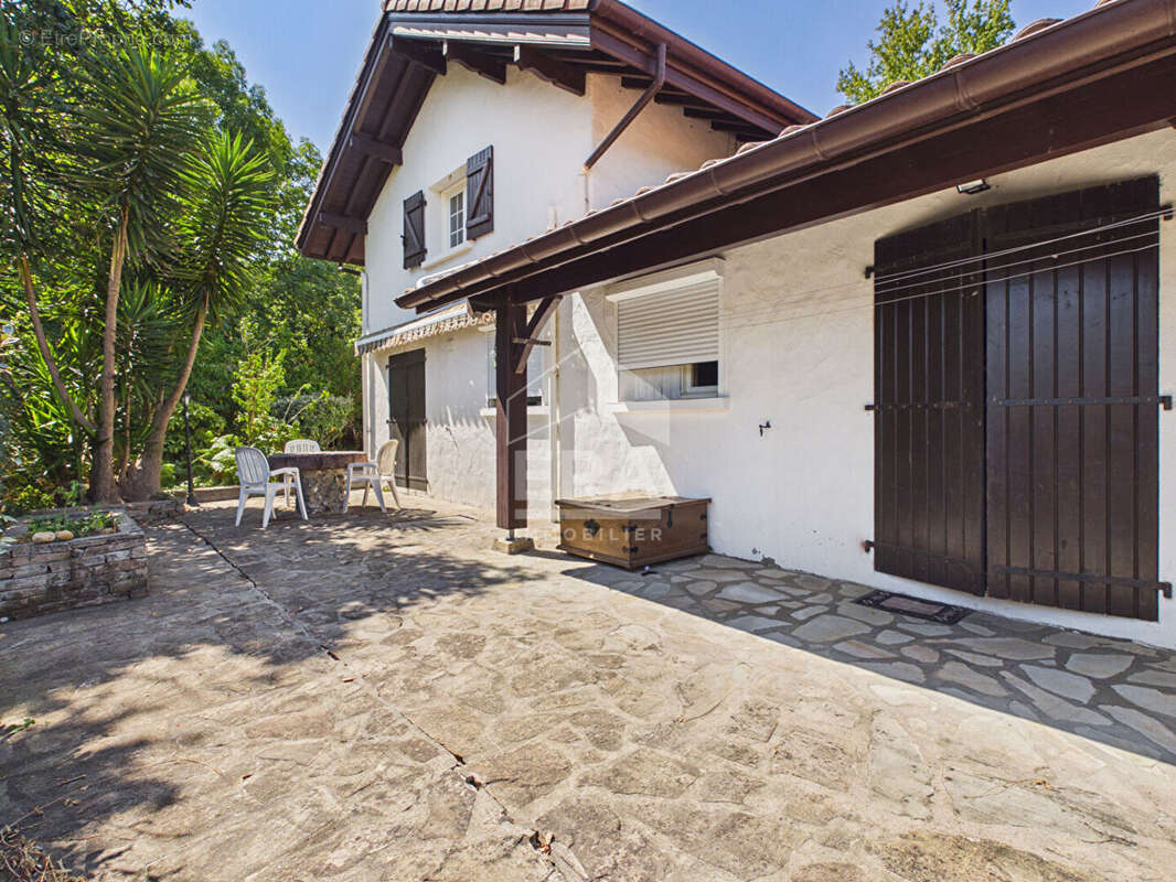 Hasparren - Vente Maison - Vue sur le Mont Ursuya - photo 2