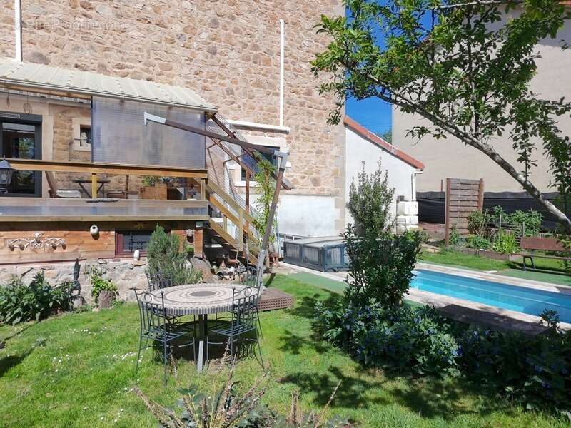 Maison à CHAUFFAILLES