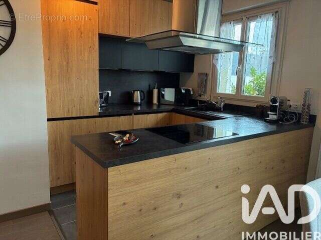 Photo 3 - Appartement à LIVRY-GARGAN