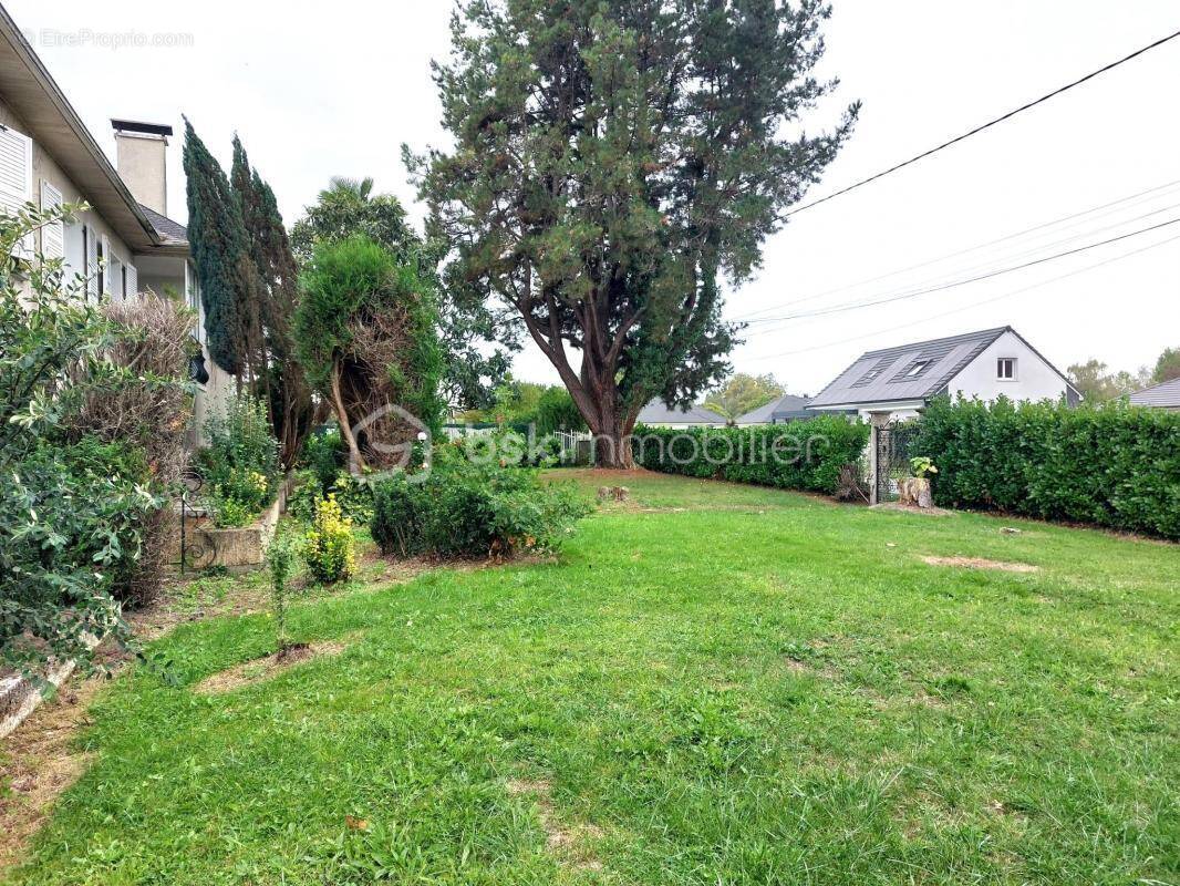 Maison à SERRES-CASTET