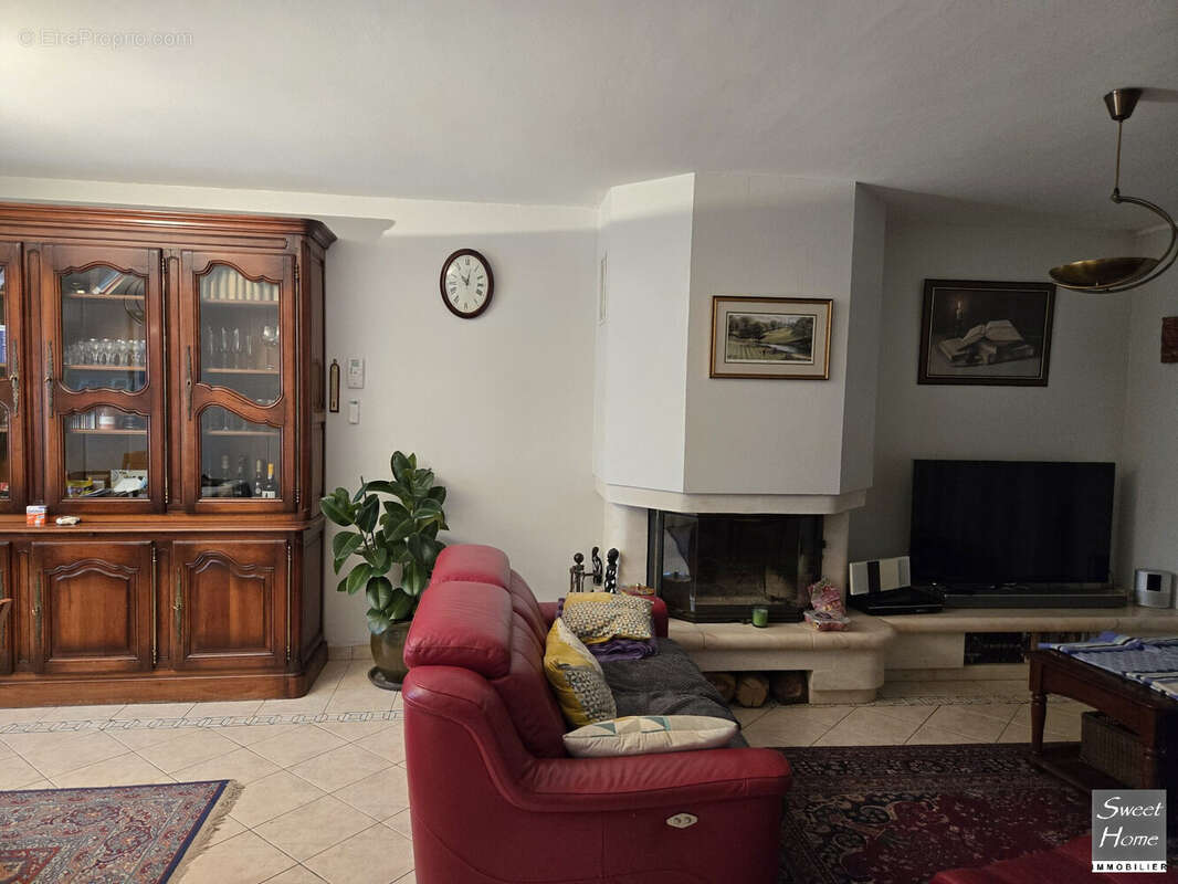 Maison à MAGNY-LES-HAMEAUX