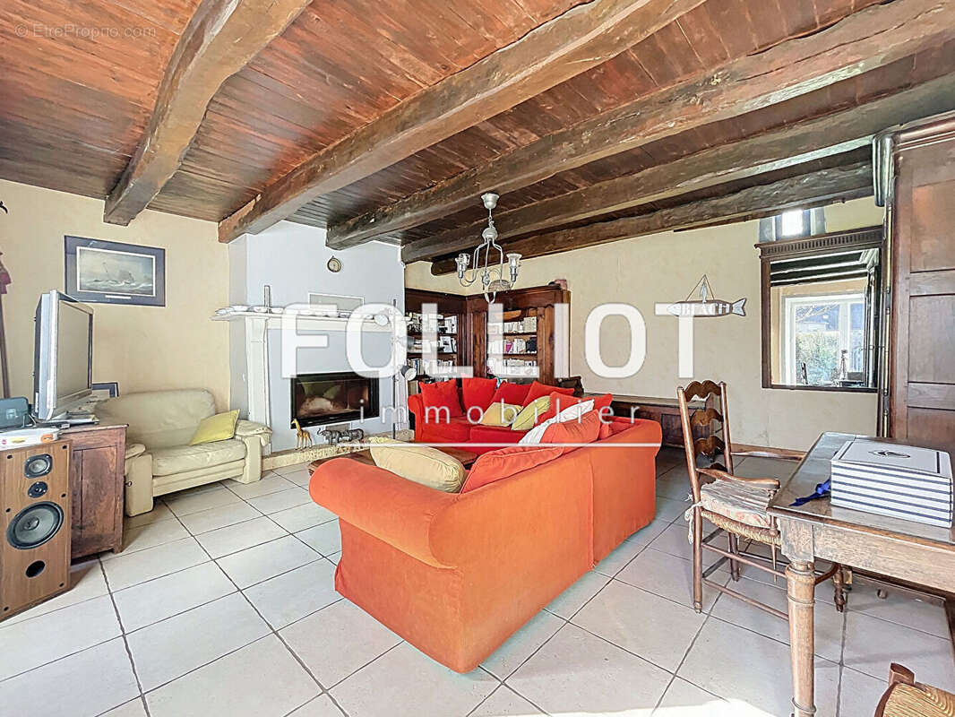 Maison à SAINT-PAIR-SUR-MER