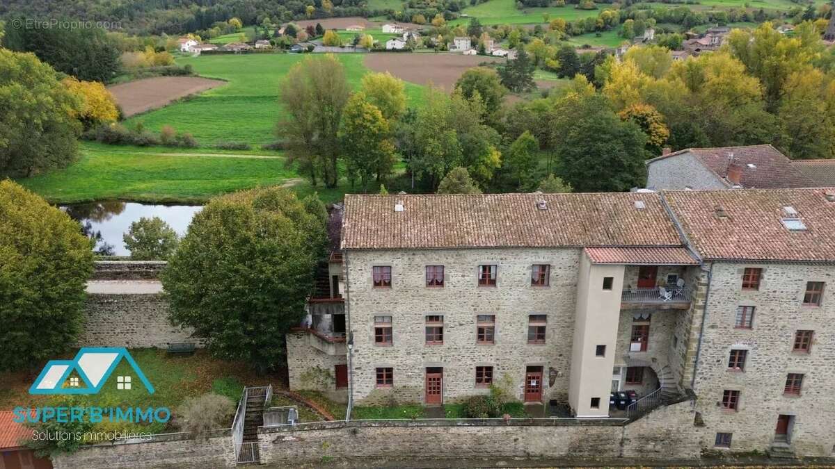 Appartement à LAVOUTE-CHILHAC
