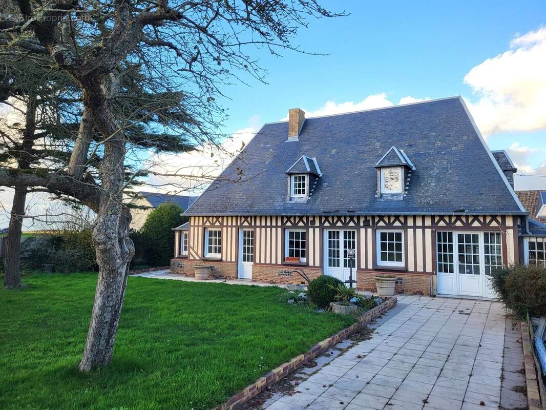 Maison à CAUVILLE-SUR-MER