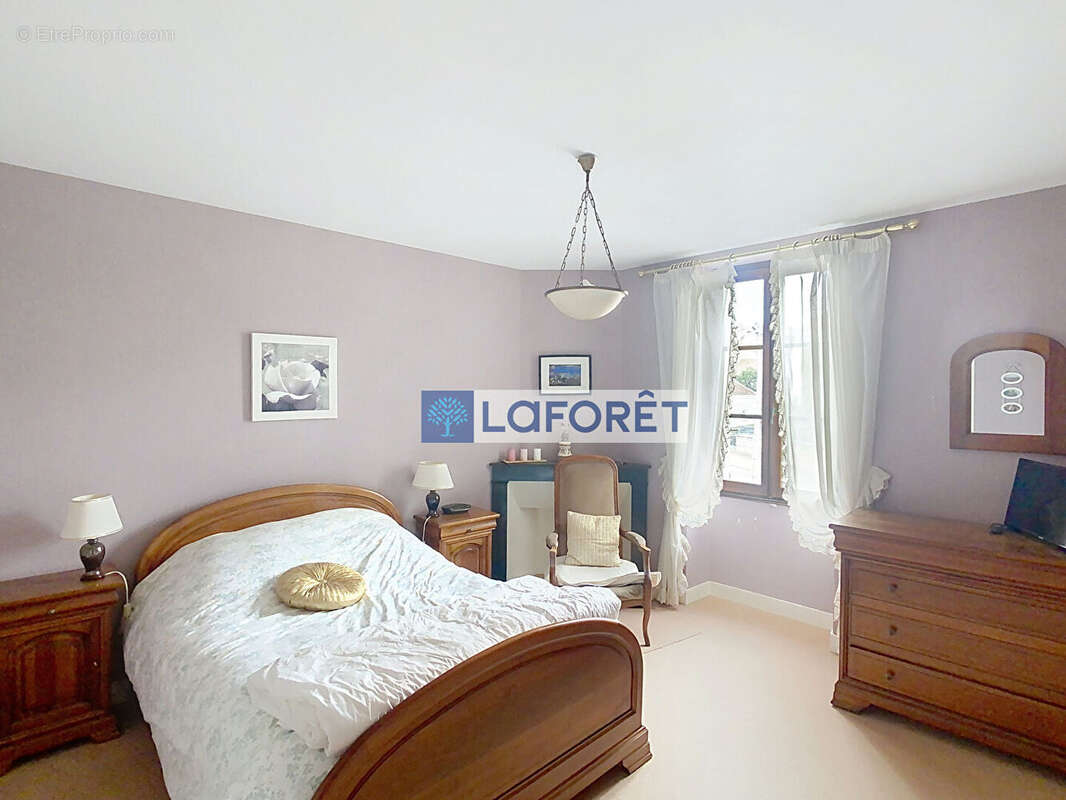 Maison à CHALINDREY