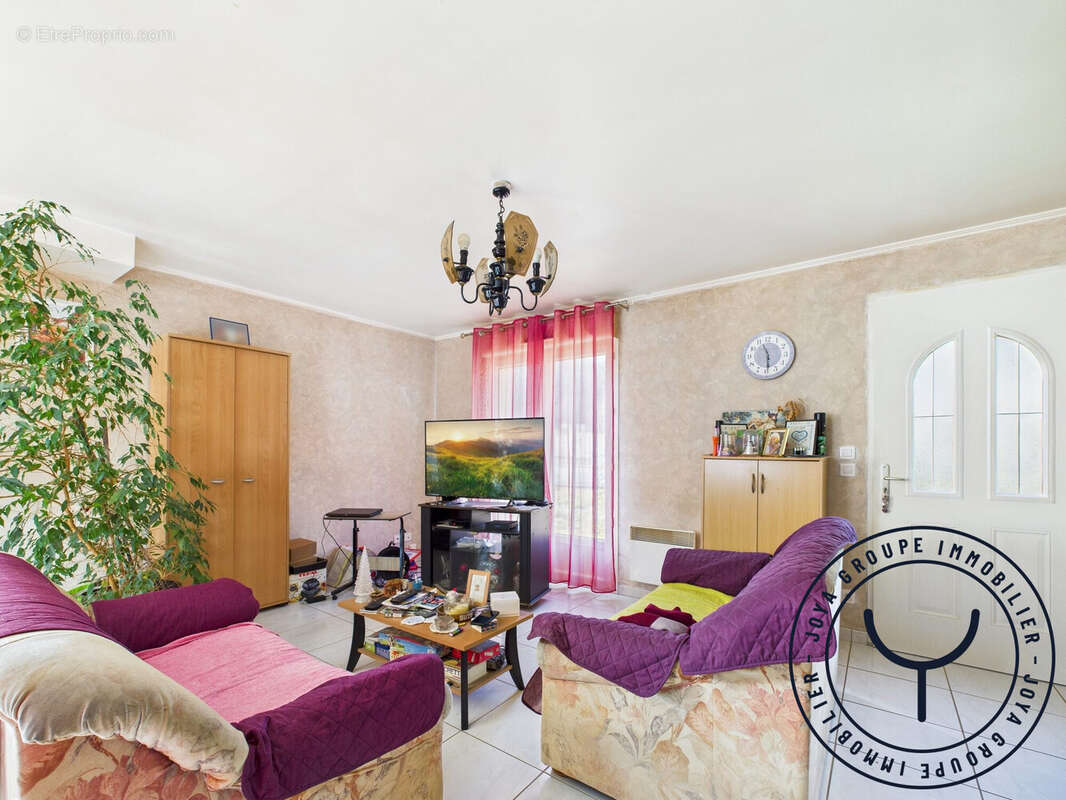 Maison 62 m² à Aix-En-Othe  - photo 4