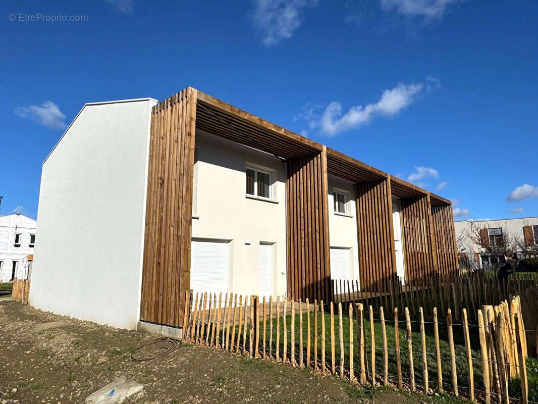 Maison à VILLENEUVE-TOLOSANE