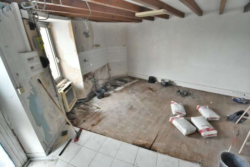 Maison à BARBEZIEUX-SAINT-HILAIRE