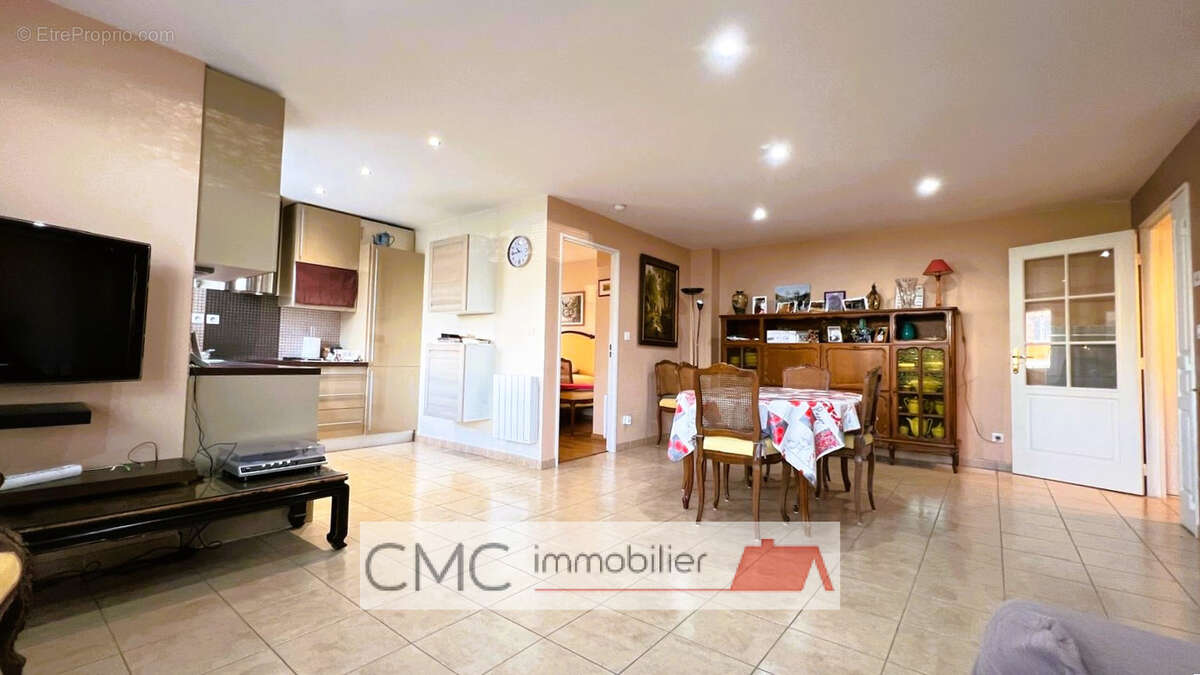 Appartement 62 m² à Le Coudray  - photo 4