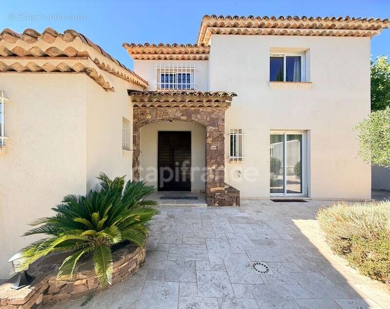 Maison à DRAGUIGNAN