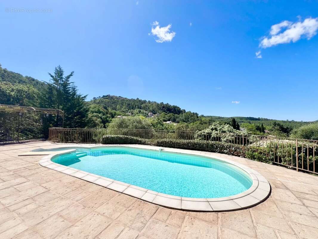 Maison à ROCBARON