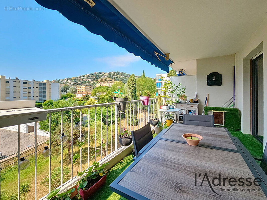 Appartement à MANDELIEU-LA-NAPOULE