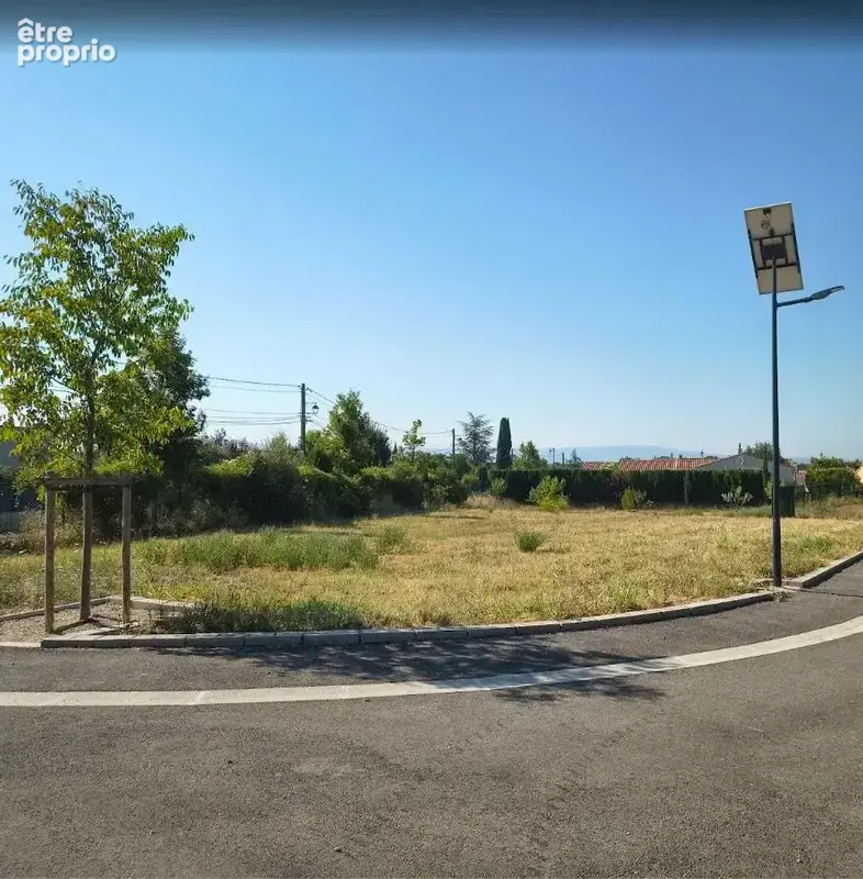 Terrain à bâtir de 744 m² à CAROMB (84) - photo 2