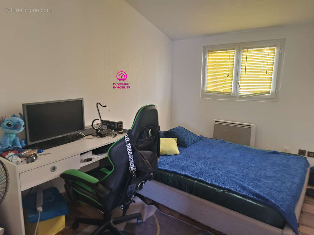 Immeuble - 4 appartements - - photo 13