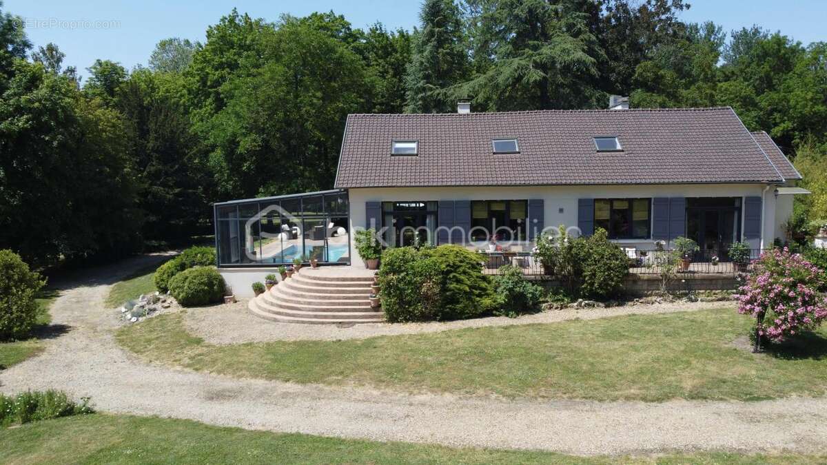 A Vendre / Propriété bucolique à Germigny L'évêque 263 m2 - photo 26