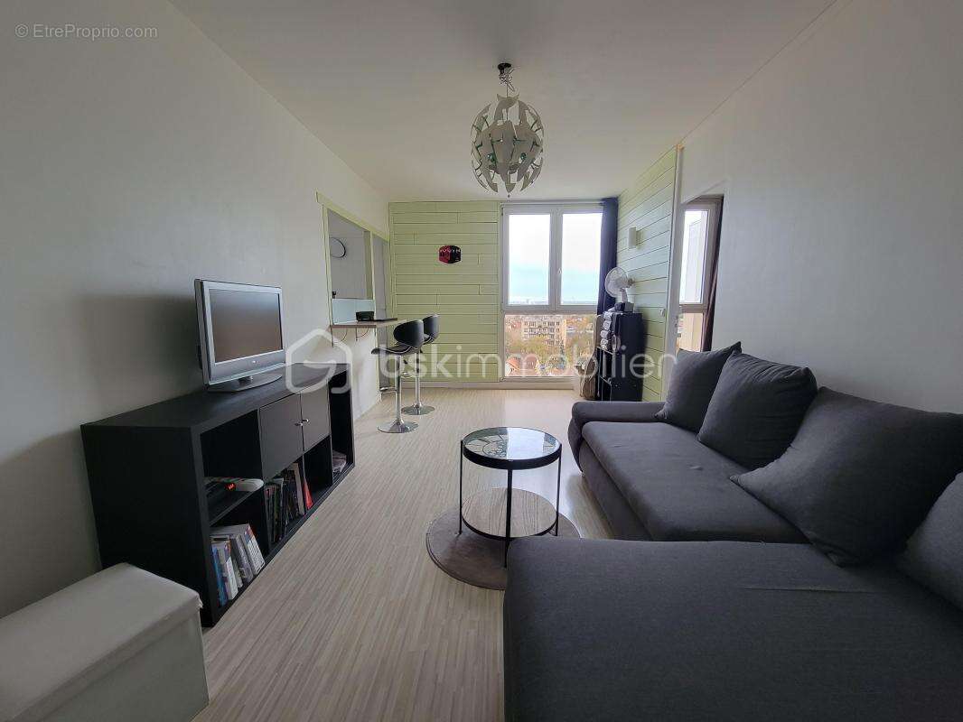 Appartement à THIAIS