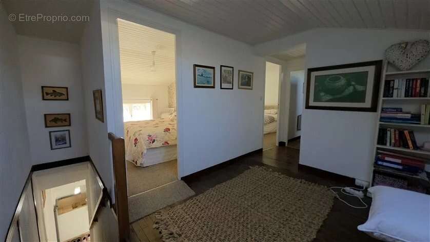 Maison à SAINT-BARBANT