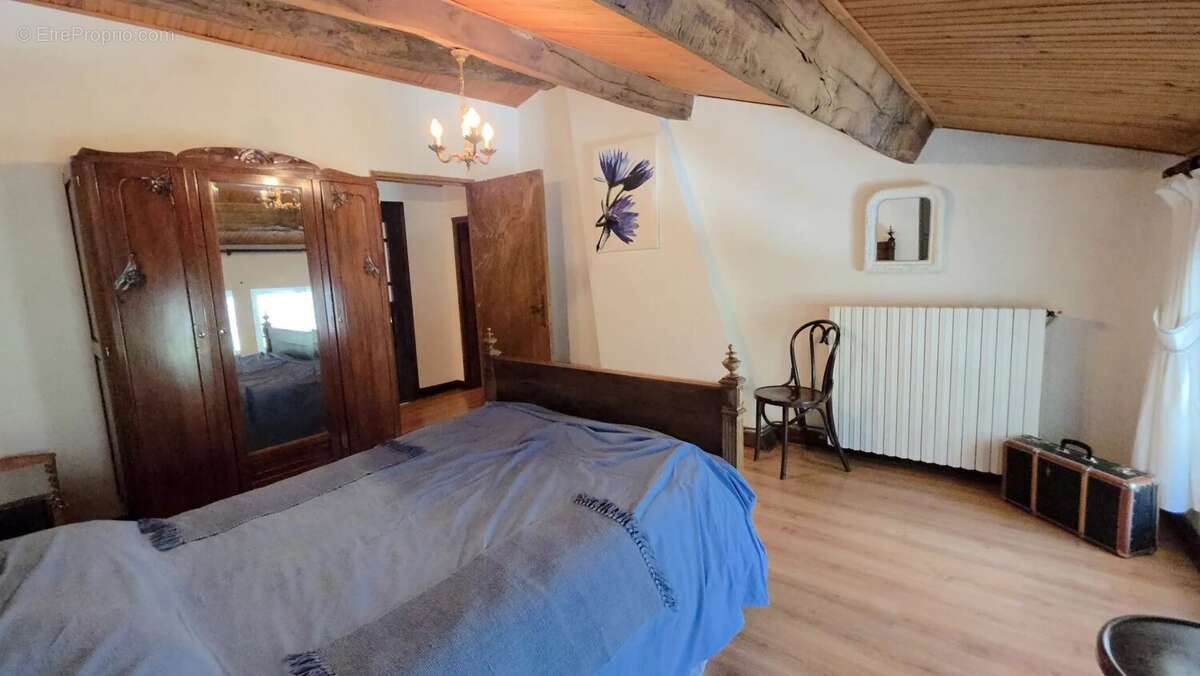 Maison à BUSSIERE-POITEVINE