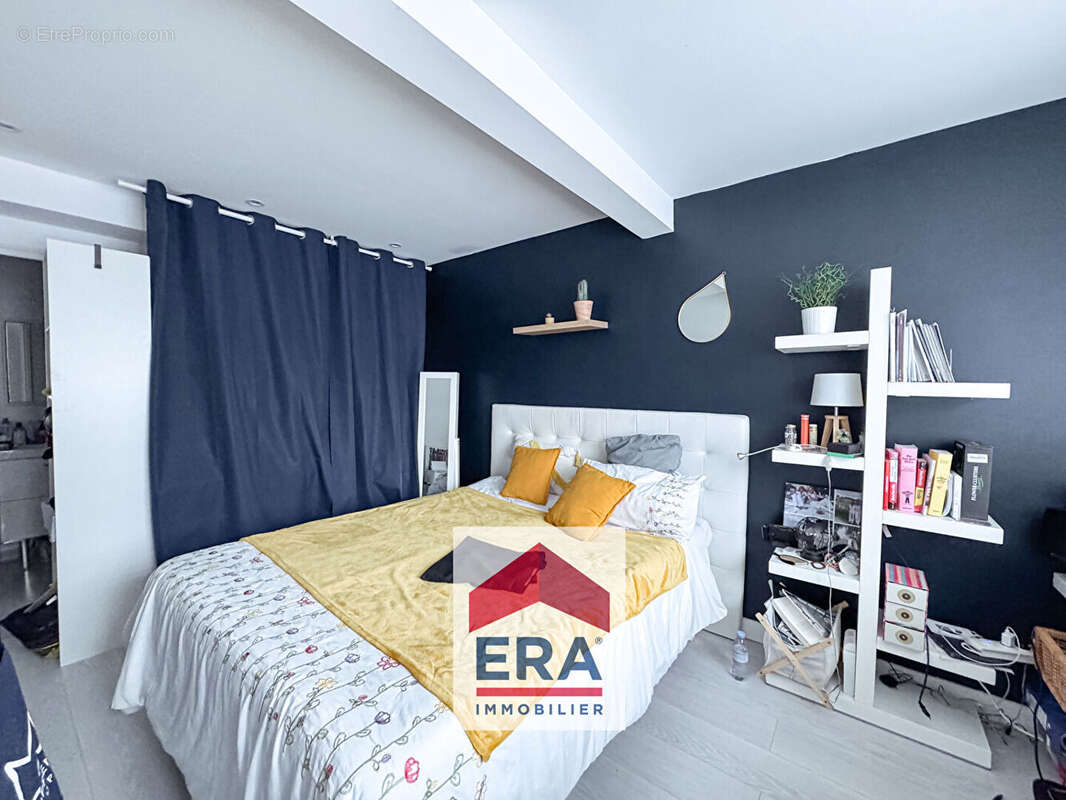 Appartement à SARTROUVILLE