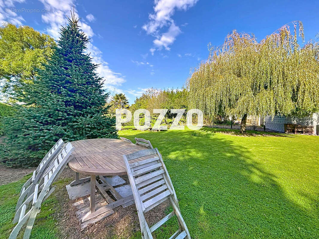 Maison à SAINT-SAUVEUR-LA-POMMERAYE