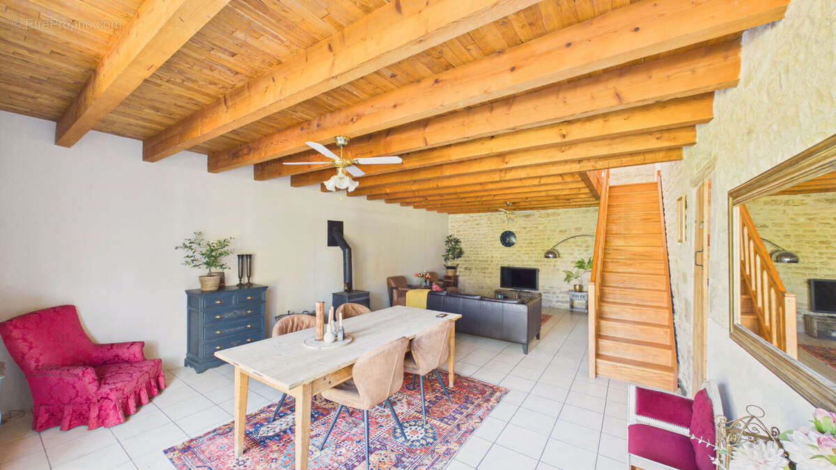 Maison à HANC