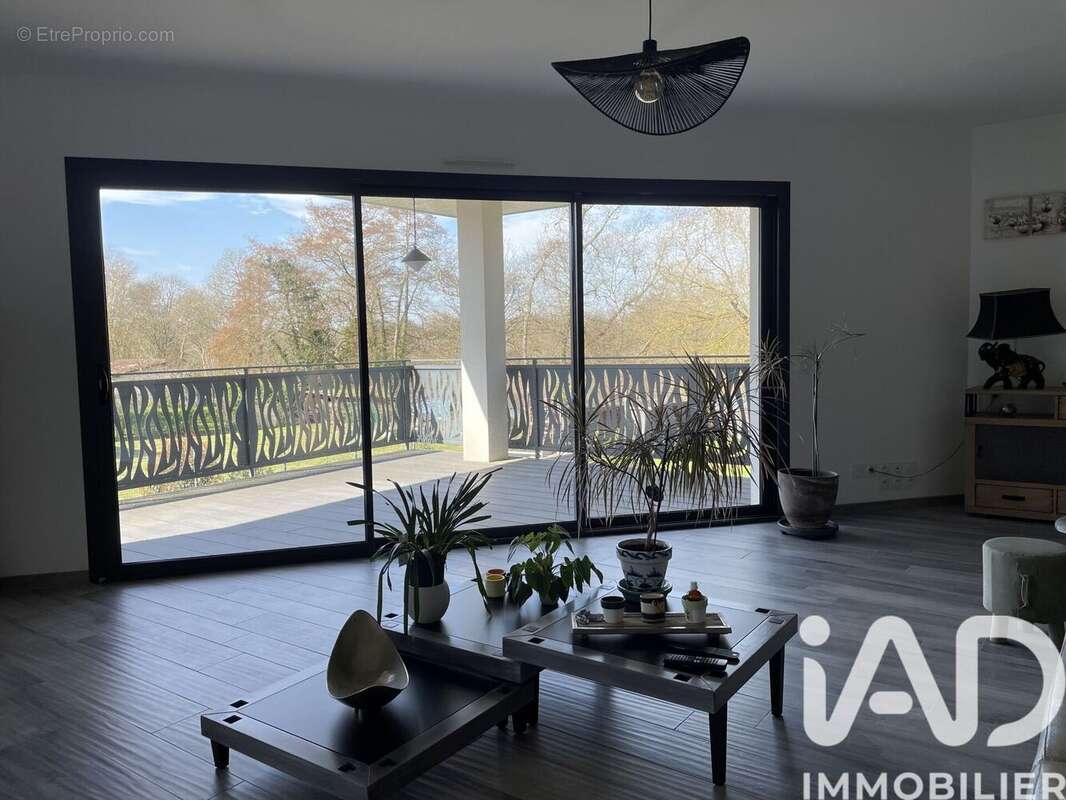 Photo 5 - Maison à LES BILLAUX