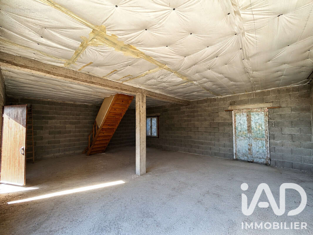 Maison 130 m² à Cublac  - photo 4