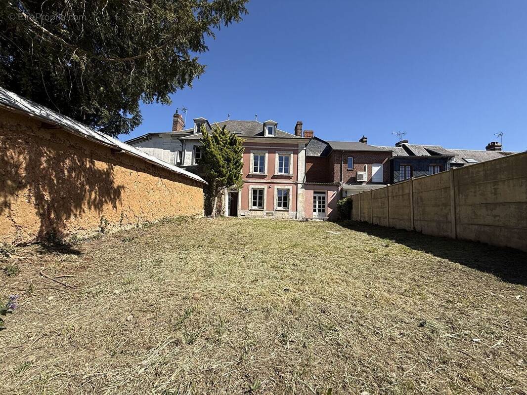 Maison à LE NEUBOURG