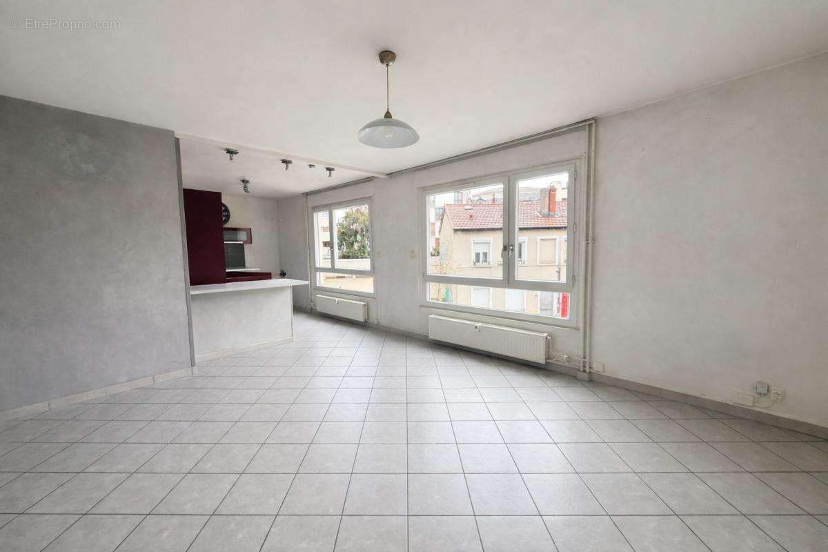 Appartement à LYON-3E
