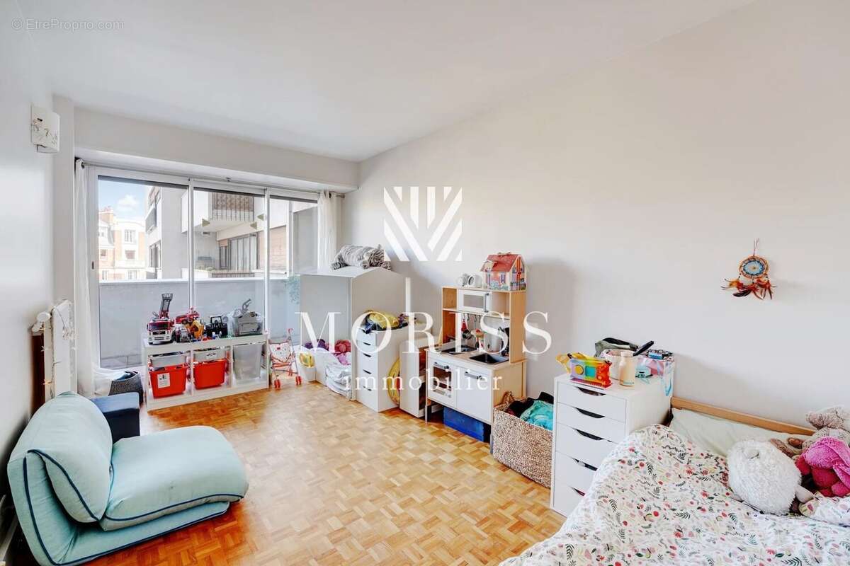 Appartement à PARIS-11E
